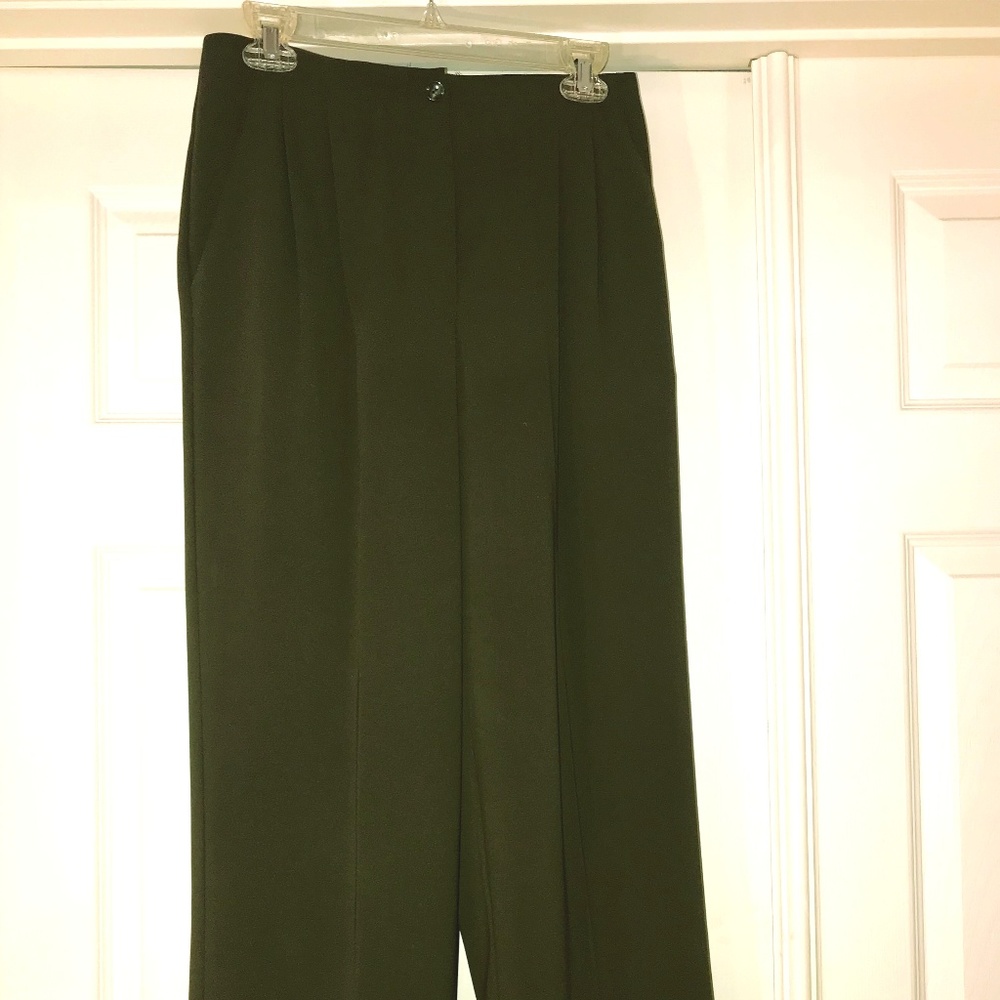 Pleated Slacks